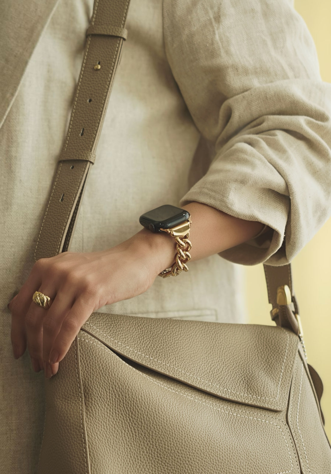 ELARA  APPLE WATCH BRACELET -  GOLD (ST-STEEL)