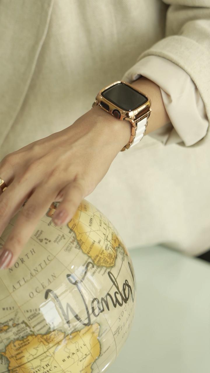 WHITE & ROSE GOLD APPLE WATCHBAND