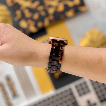 BROWN FLORAL RESIN WATCHBAND