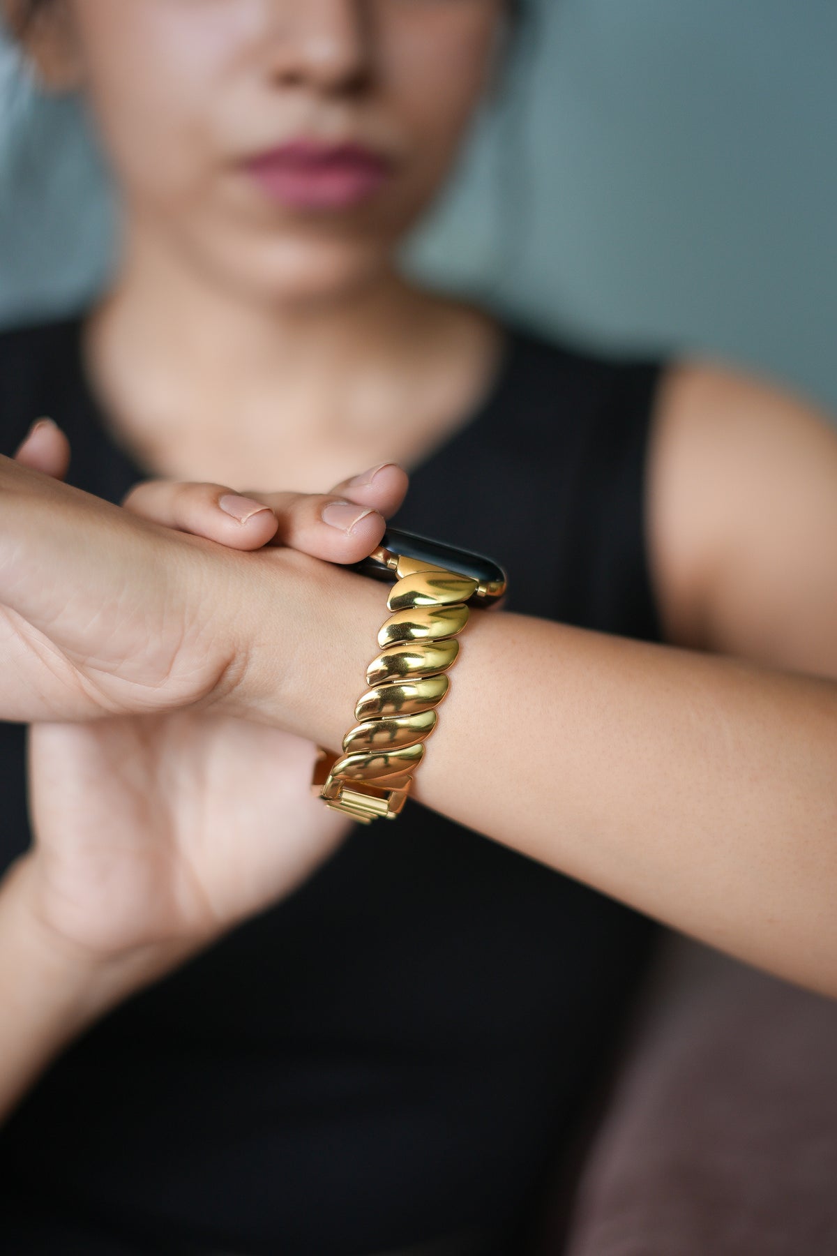 SEATTLE APPLE WATCH BRACELET - GOLD (ST-STEEL)