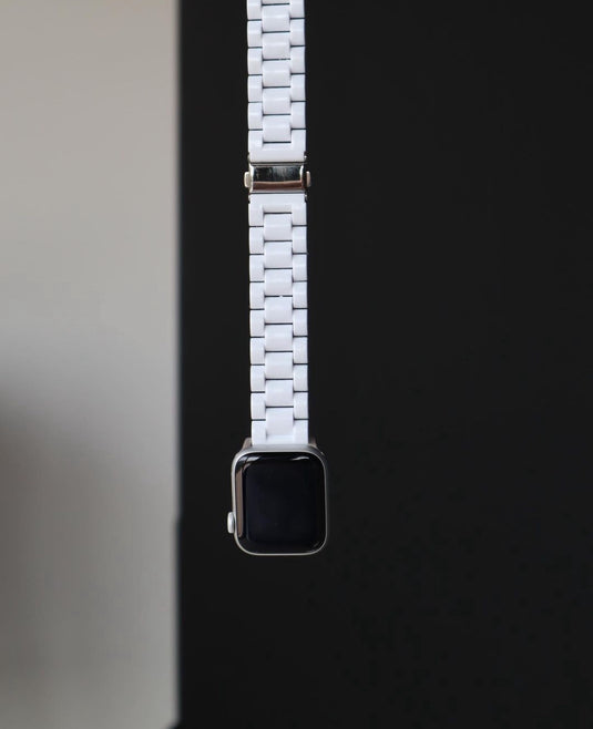 PEARL WHITE RESIN APPLE WATCHBAND