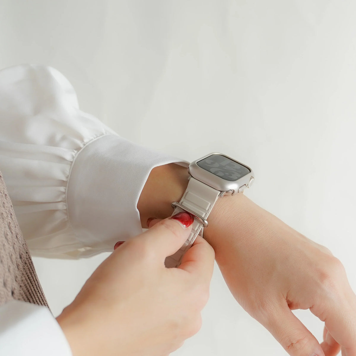 Starlight Apple Watch Case  Light weight